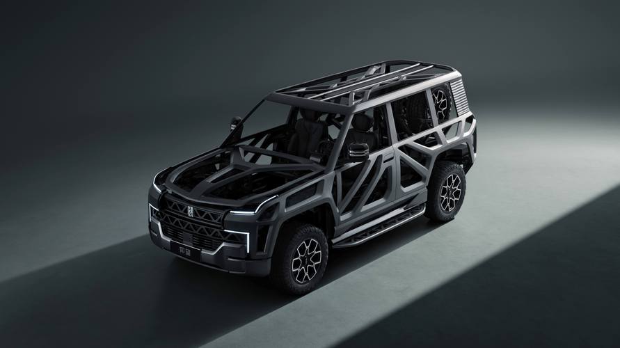 深圳203仰望U8硬派越野的科技魅力，国能汽车对传统燃油车市场的冲击